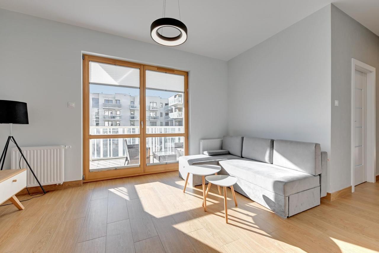 Holiday Apartment Near The Sea - Free Private Parking กดัญสก์ ภายนอก รูปภาพ